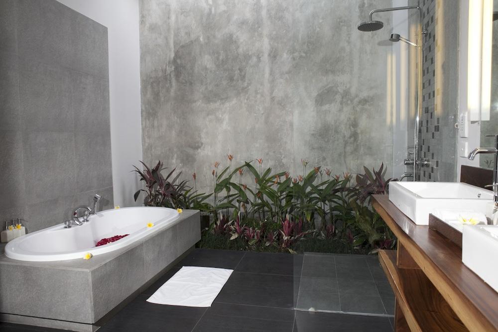Santun Luxury Private Villa Ubud  Exterior photo